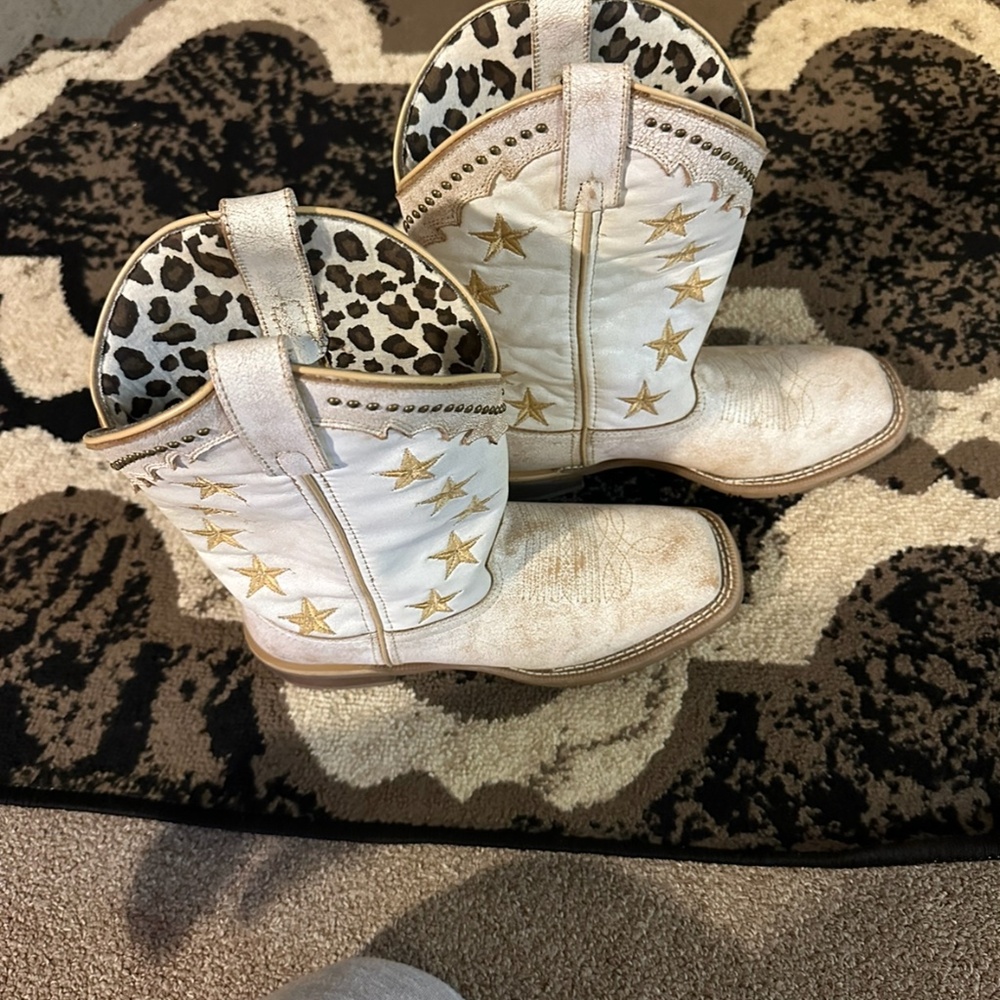 Laredo Cowgirl boots from BootBarn